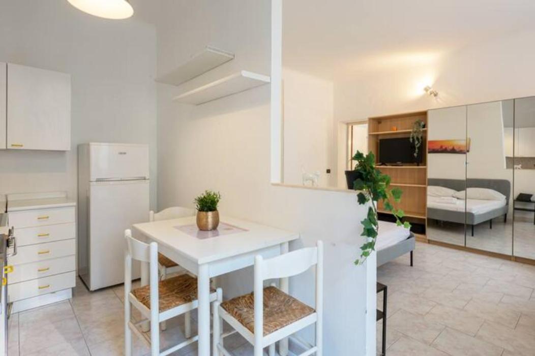 Ihost Studio - Premuda 17 Milano Eksteriør billede